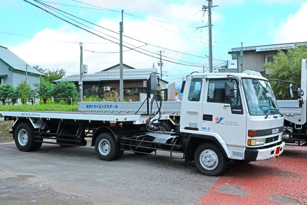 けん引自動車の教習車